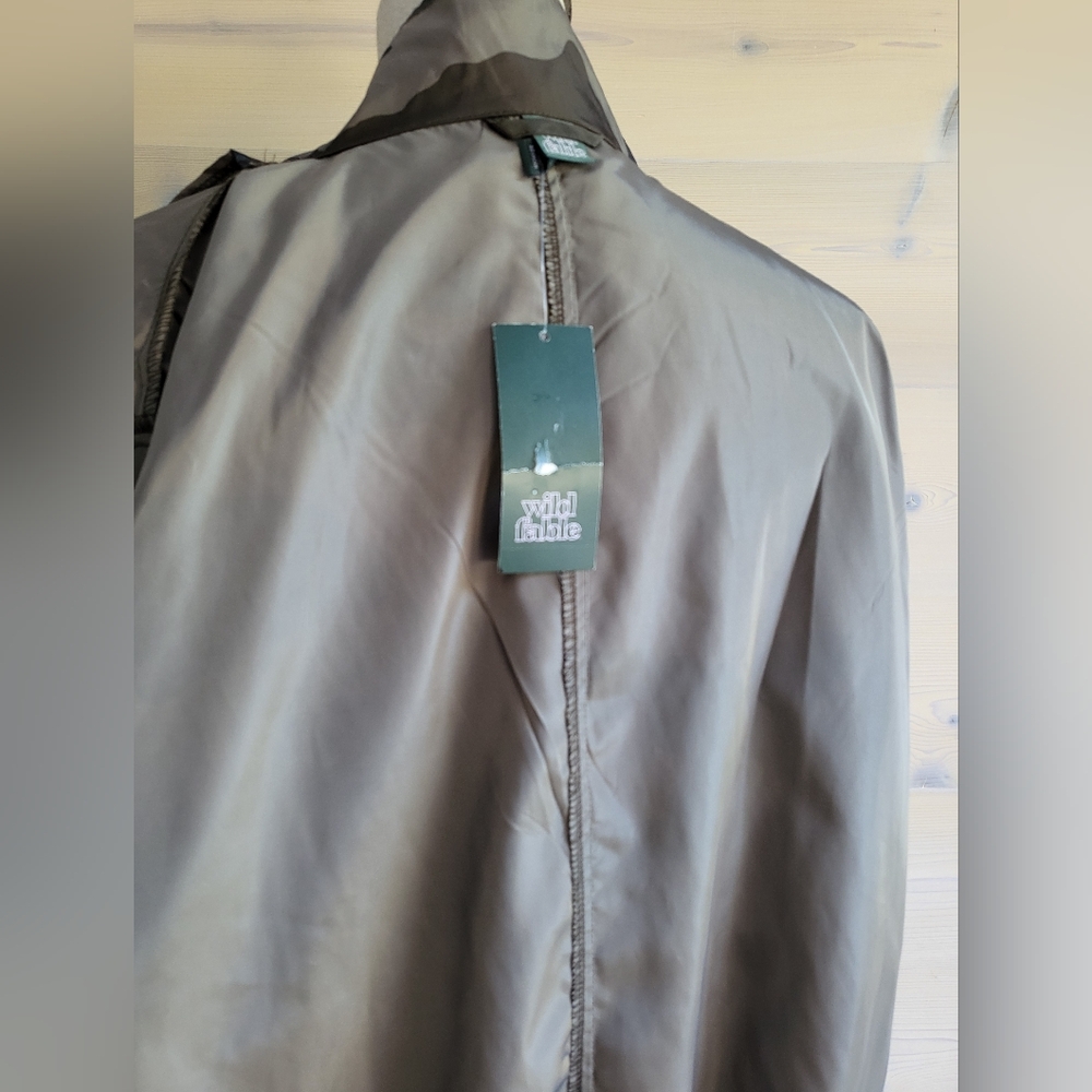 NWT Wild Fable Oversized Camo Camoflage Windbreaker Jacket size S - Picture 9 of 11